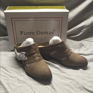 Pierre Dumas Women's Brown Mules